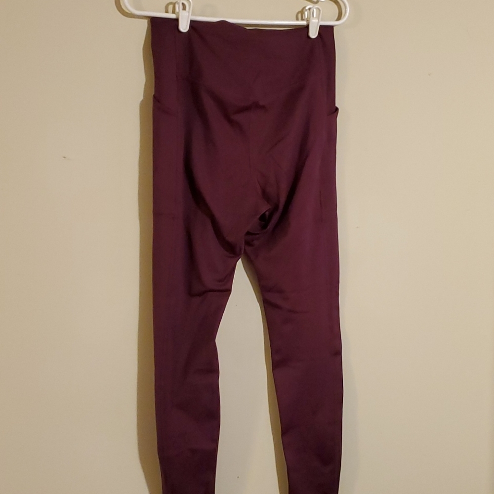 Girlfriend Collective plum compressive leggings - Picture 3 of 4